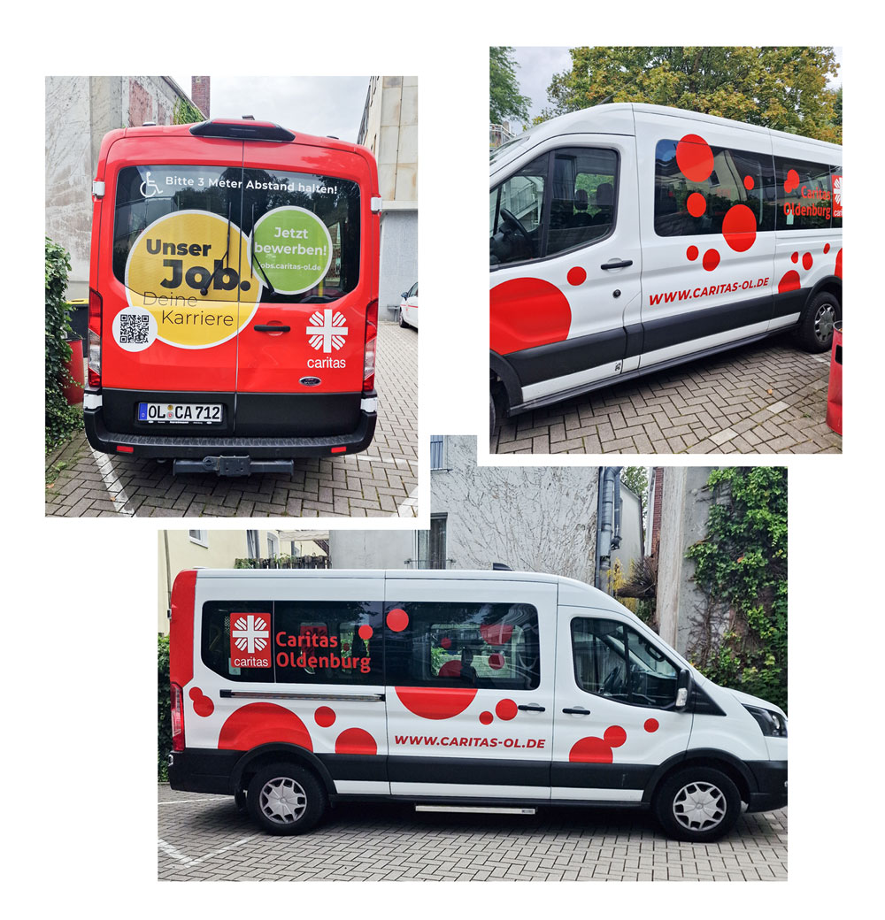 Design des Transporters für die Caritas Oldenburg, rote Punkte an den Seiten für einfachen Wiedererkennungswert, Rückseite als Recruiting-Werbung.